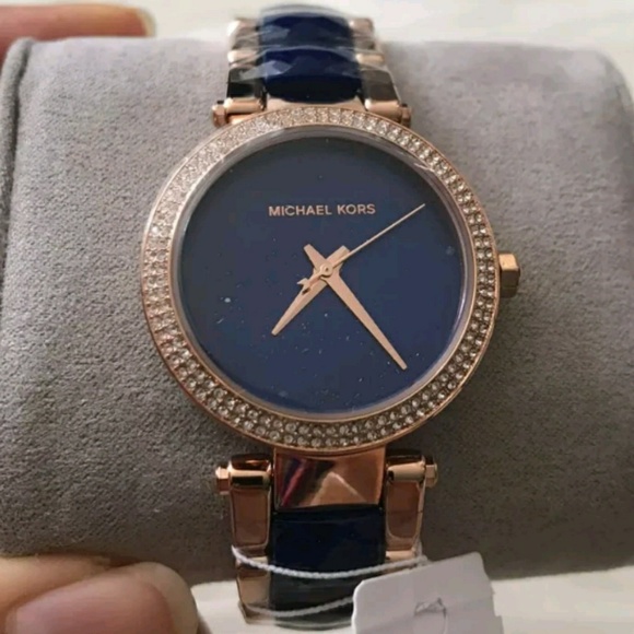 (1 LEFT IN STOCK)Michael Kors Blue/rose gold main image 5